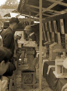 記録写真 《平和観音開眼供養の組合展示会》 1956年｜大谷石材協同組合蔵 ※伝統的な石蔵、新しい住宅などの石造模型が展示された